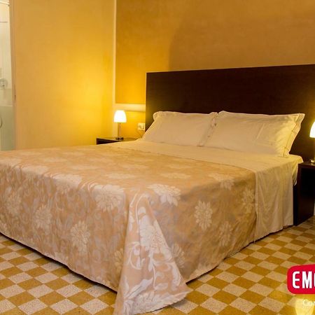 Relais Del Borgo Hotel & Spa 4 Stelle Staffolo Eksteriør bilde