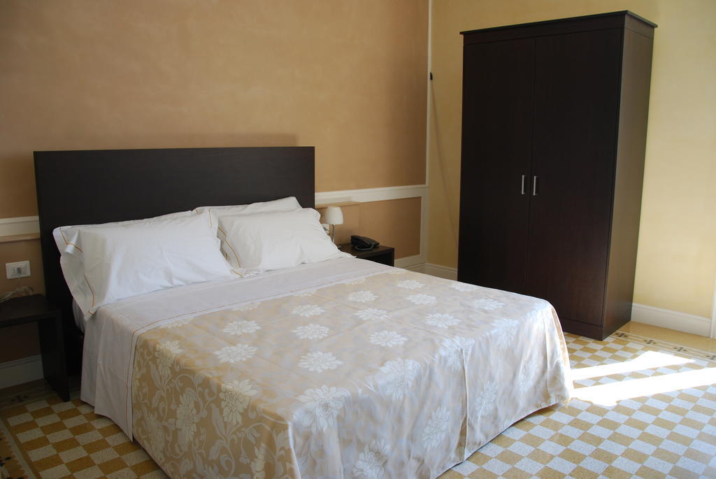 Relais Del Borgo Hotel & Spa 4 Stelle Staffolo Rom bilde