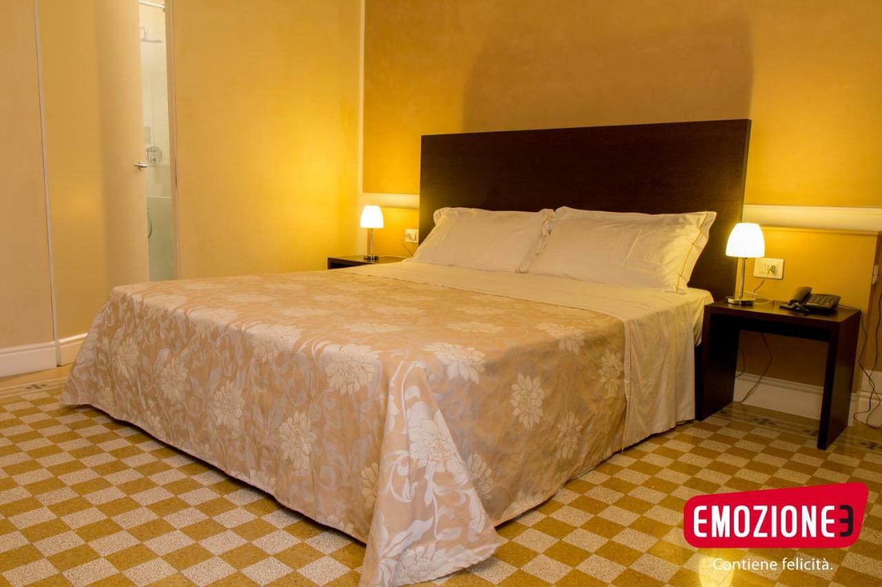 Relais Del Borgo Hotel & Spa 4 Stelle Staffolo Eksteriør bilde